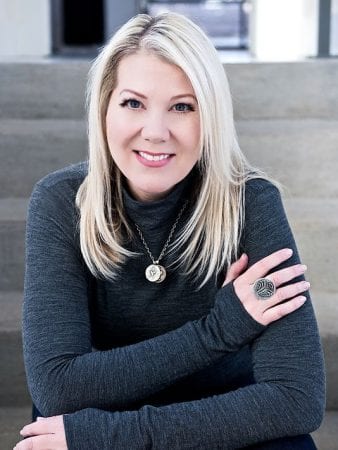 Regina Stuve headshot