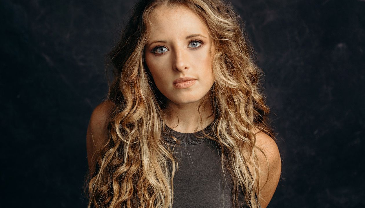 Rolling Stone S 10 New Country Artists To Know Includes Songwriting Alumna Belmont