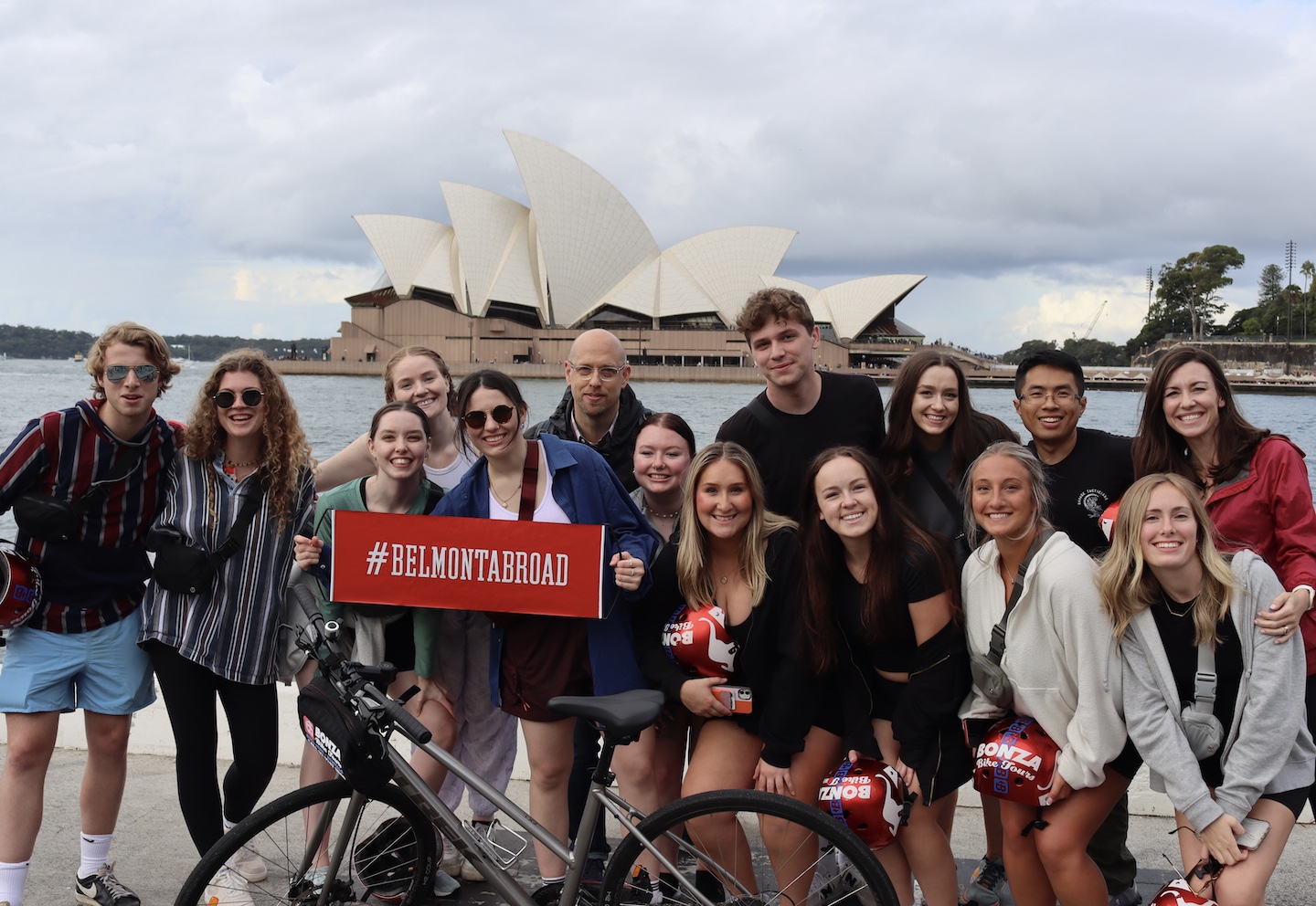 students in front of the sydney opera house